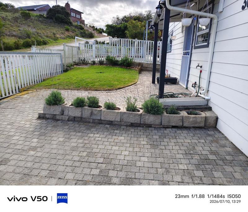 3 Bedroom Property for Sale in Hartenbos Heuwels Western Cape